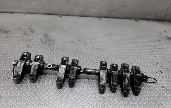 Ford Mondeo Mk III Valve rocker arm 