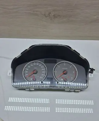 Speedometer (instrument cluster)