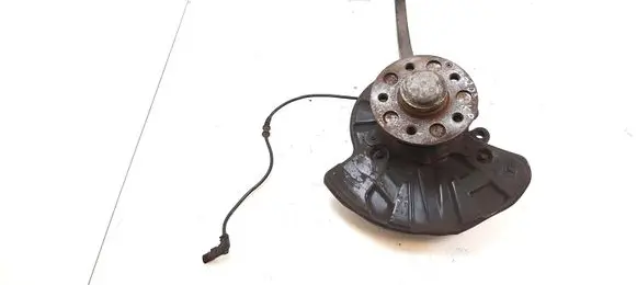 Mercedes-Benz CL C215 Front wheel hub