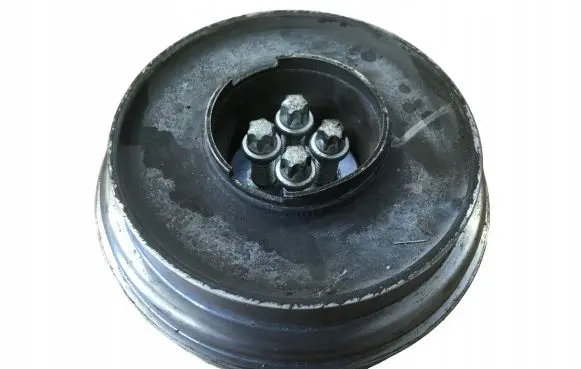 BMW 1 F40 Crankshaft pulley 7925778
