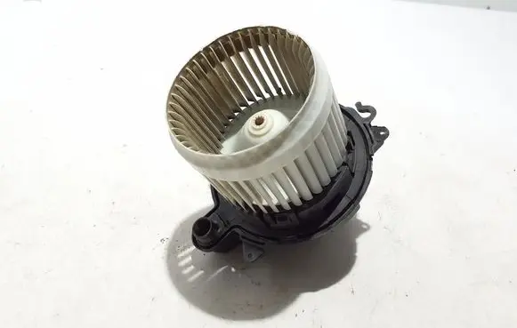 Renault Express A/C air flow flap actuator/motor 272107302R