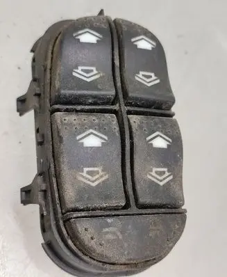 Ford Focus Electric window control switch 98AB14A132DE