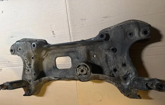 Volkswagen Caddy Front subframe 