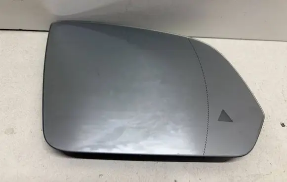 Mercedes-Benz Vito Viano W447 Wing mirror glass A4478110533 08012018