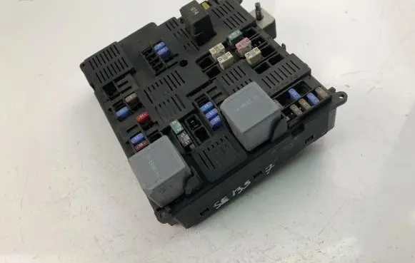 Volvo S90, V90 Fuse box set 31473770