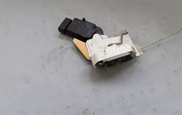 Suzuki Ignis Rear door lock B08SPLL