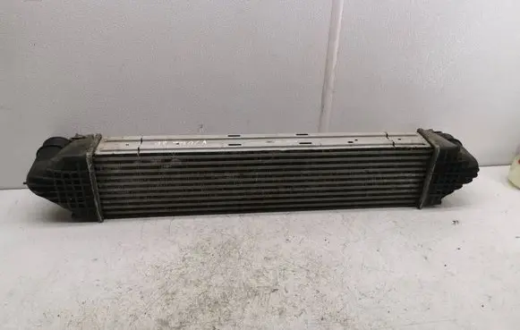 Volvo V70 Intercooler radiator 31338473