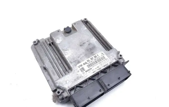 Volkswagen Tiguan Engine control unit/module 04L907309P 0281031483