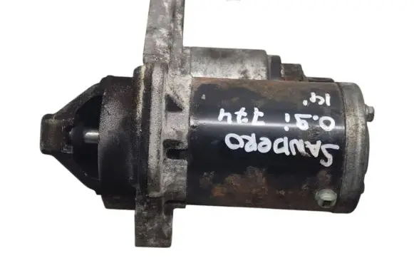Dacia Sandero Starter motor 233000779R M000T46572ZT