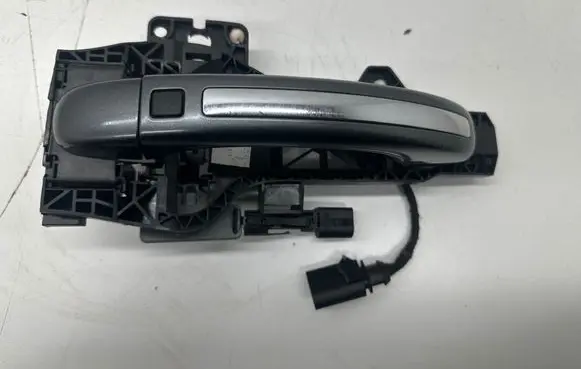 Audi Q7 4L Front door exterior handle 