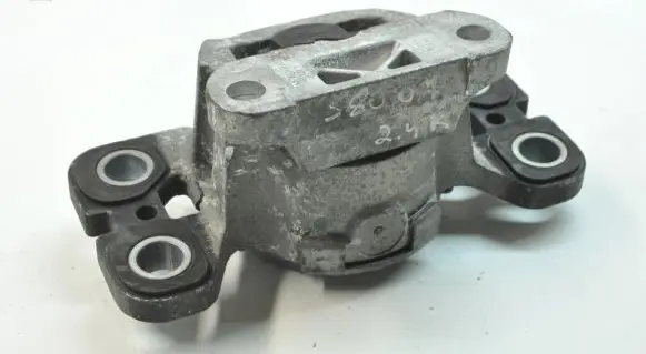 Volvo S80 Engine mount bracket 6G927M121RC