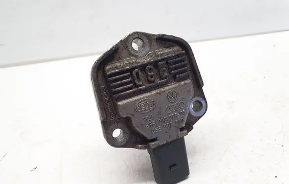 Volkswagen Touareg I Oil level sensor 06E907660 6PR00807905