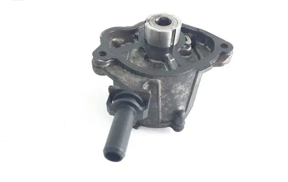 Mercedes-Benz C W204 Vacuum pump A6512300165