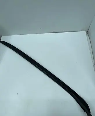 Hyundai Santa Fe Windshield trim 86130S1000