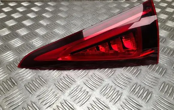 Mercedes-Benz GLE W167 Rear/tail lights A1679063000