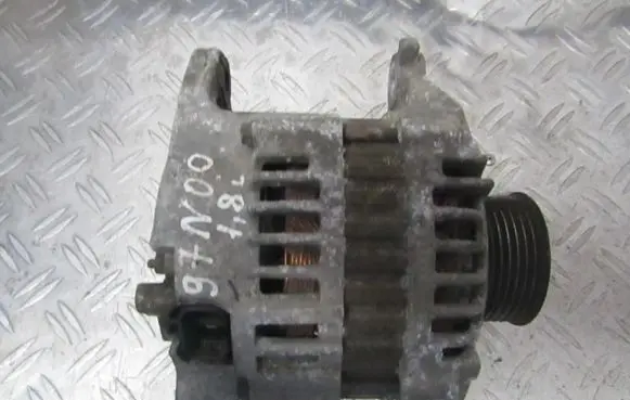 Nissan Almera Generator/alternator 23100bu010