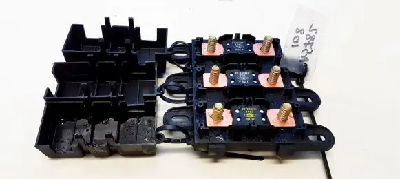 Jaguar XJ X350 Fuse box set F4SB14A094AA 2W9314A094CA