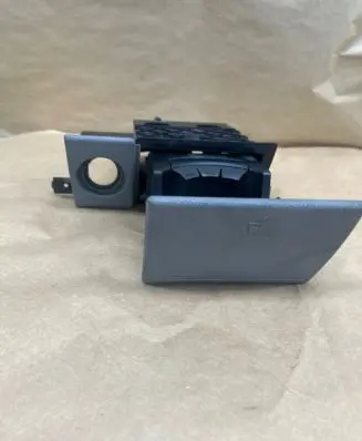Volkswagen Transporter - Caravelle T5 Cup holder front 7H1858601 601080