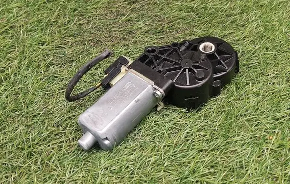 Seat adjustment motor