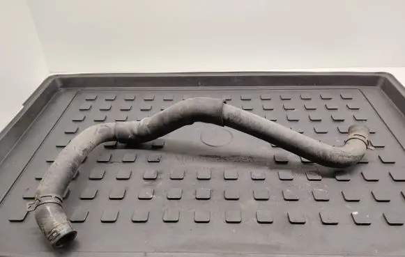 KIA Sportage Engine coolant pipe/hose