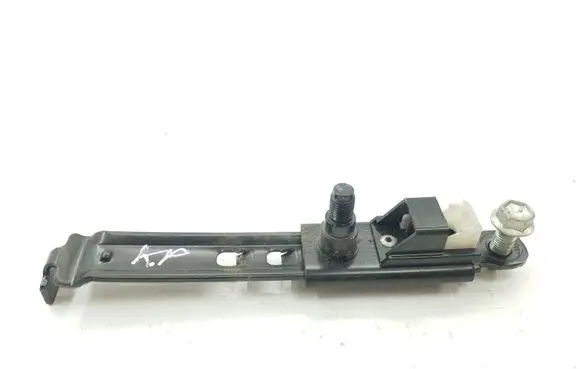Toyota Avensis T250 Seat belt adjustment rail 