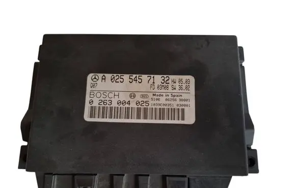 Mercedes-Benz E W211 Parking PDC control unit/module A0255457132 0263004025