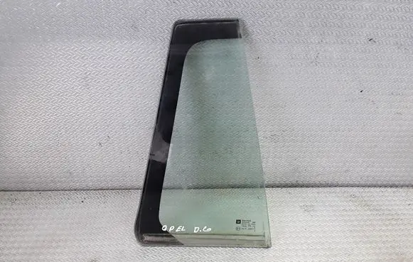 Opel Vectra C Rear vent window glass 