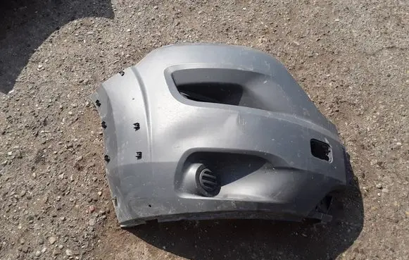 Peugeot Boxer Front bumper 1315079070