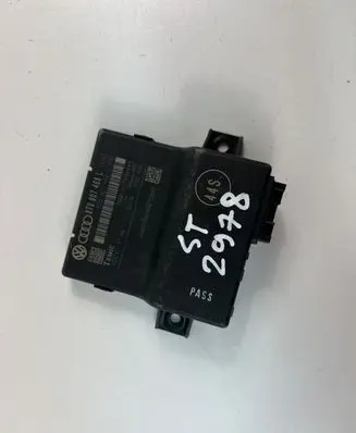 Audi A5 8T 8F Other control units/modules 8T0907468L