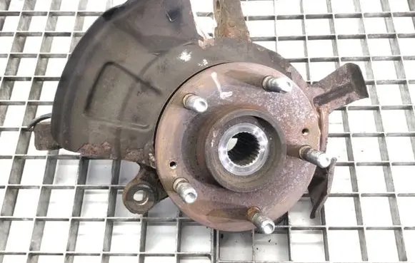 Hyundai ix20 Front wheel hub spindle knuckle