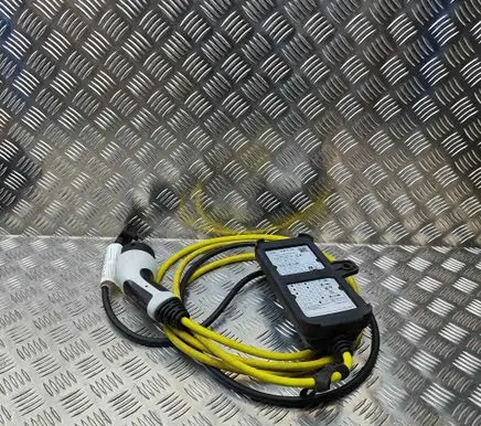 BMW 5 G30 G31 G38 Electric car charging cable 7926153