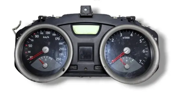 Renault Megane II Speedometer (instrument cluster) 8200306552 35110419 PEBB02268