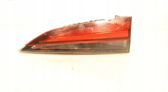 Skoda Scala Rear/tail lights E810089