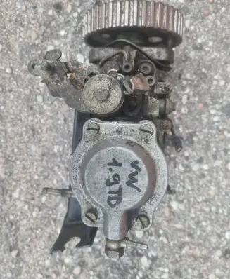 Volkswagen PASSAT B3 Fuel injection high pressure pump