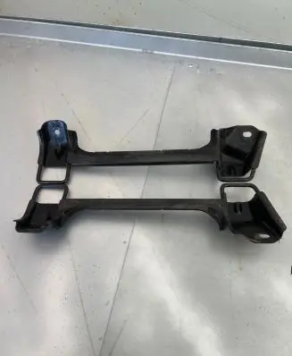 Toyota Avensis T250 ISOFIX Bracket 