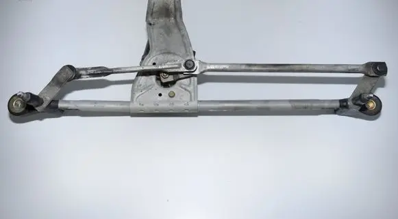 BMW X5 E53 Front wiper linkage 6913007 7111536
