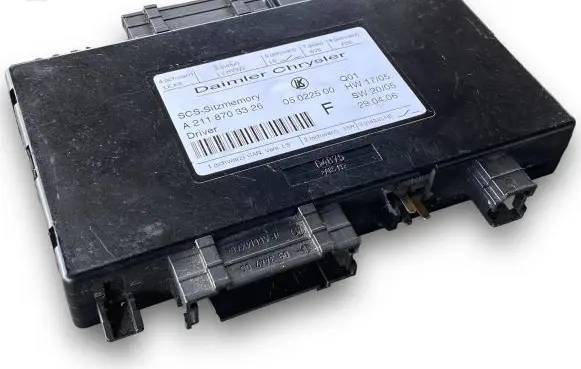 Mercedes-Benz E W211 Central body control module A2118703326