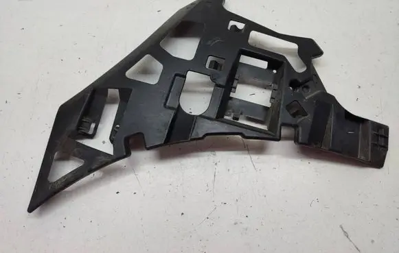 Mercedes-Benz S W222 Front bumper mounting bracket A2228850465 16544