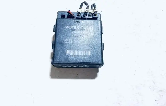 Volkswagen Golf V Parking PDC control unit/module 4m0168v1a 000054639 4m0168v1a000054639