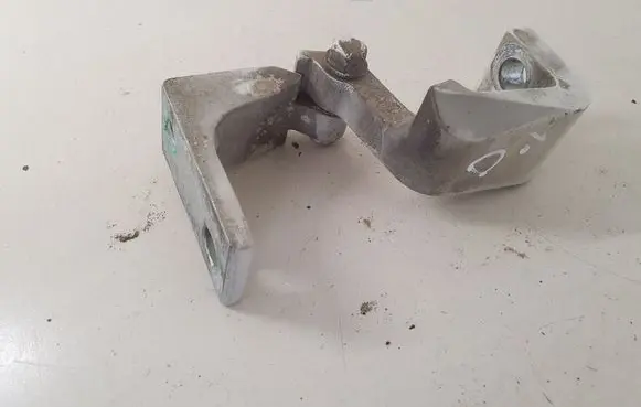 Volkswagen Transporter - Caravelle T5 Front door upper hinge 
