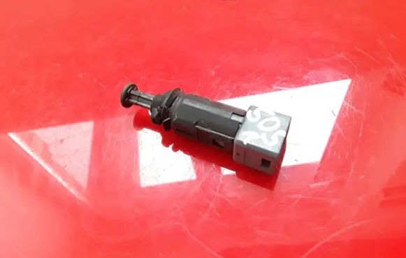 Clutch pedal sensor