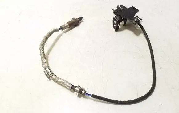 Volkswagen Golf VIII Lambda probe sensor 06K906262DM