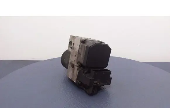 Volkswagen PASSAT B5.5 ABS Pump 3B0614111HL