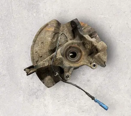 BMW X5 E53 Rear wheel hub