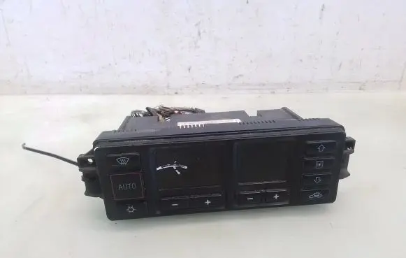 Audi A4 S4 B7 8E 8H Climate control unit