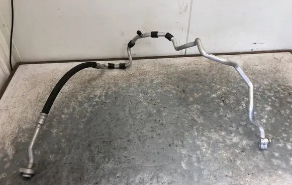 Volkswagen Caddy Air conditioning (A/C) pipe/hose 2K1820743