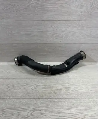 BMW X5 E70 Intercooler hose/pipe 7809834