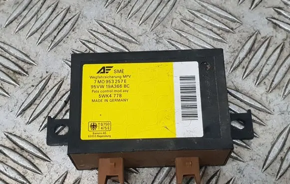 Skoda Superb B5 (3U) Immobilizer control unit/module 7M0953257E