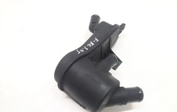 Ford Focus Breather/breather pipe/hose XS4Q6A785AB