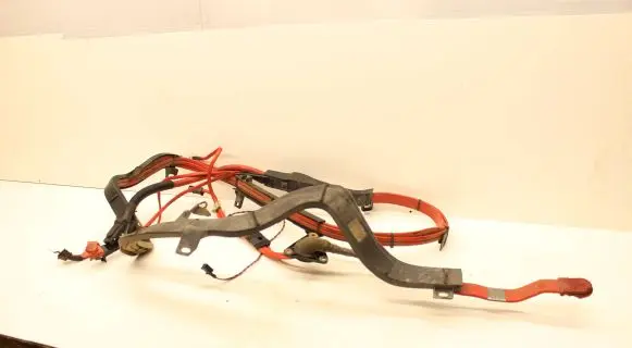BMW 7 F01 F02 F03 F04 Positive cable (battery)